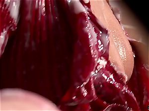 Dorina Golden blows a faux-cock like knob and gets soaked