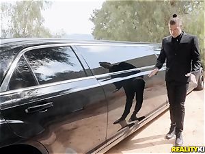 Jessa Rhodes torn up in the limo